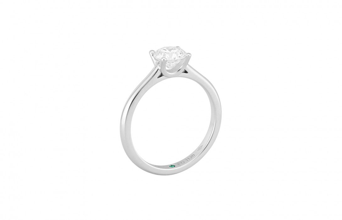 Solitaire 4 griffes ""C"" de Courbet en or blanc 18K et diamant synthétique - Courbet - Courbet