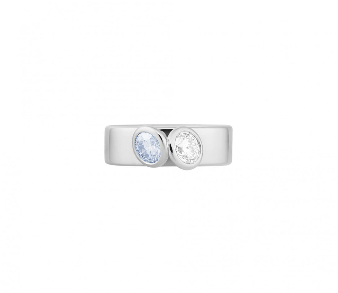 Bague 2 Courbet - Or blanc 18K (7,00g), 2 diamants (1 bleu) 1ct - Face